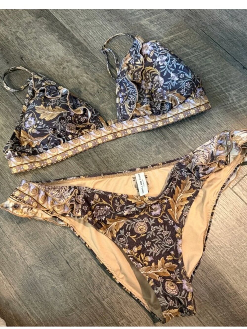 Spell & The Gypsy Oasis Frill Bikini Set Nightshade | Large | EUC | Rare